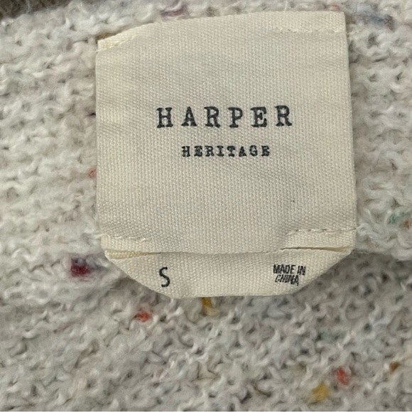 HARPER HERITAGE Knit Vneck Crewneck Sweater Size Small - Picture 2 of 3